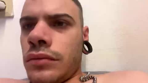 gayboyx1312 online show from 11.03.25