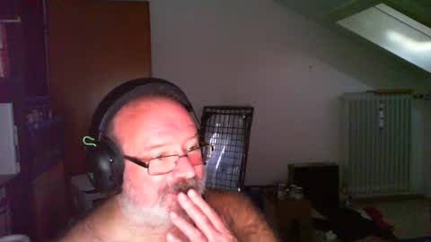 Snapshot of gbstoni chatting on 07.12.26 gbstoni online show from 07.12.26