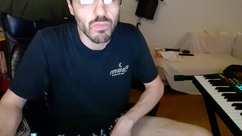 Snapshot of gdakis chatting on 03.02.26 gdakis online show from 03.02.26