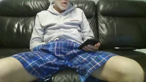 geeezer64 online show from 10.30.25