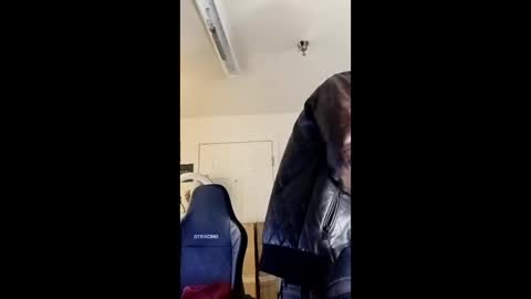 Zanecubano online show from 12.15.25