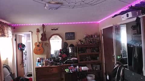 Geeznutsizonyrchyn online show from 01.26.25