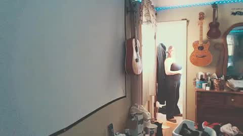 Geeznutsizonyrchyn online show from 01.28.25