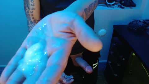 Snapshot of gefeeer chatting on 10.07.25 gefeeer online show from 10.07.25