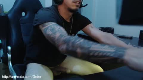 Snapshot of gefeeer chatting on 11.06.25 gefeeer online show from 11.06.25