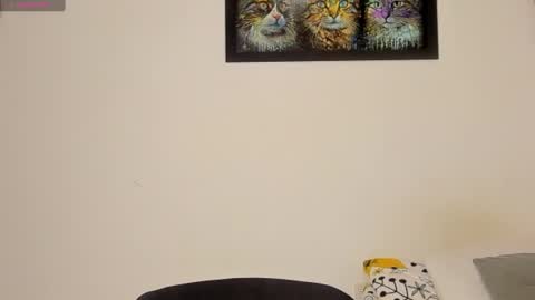 Snapshot of gema_garcia10 chatting on 12.16.24 gema online show from 12.16.24