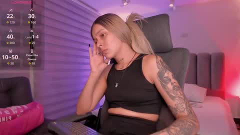 Snapshot of gemarodriguez_ chatting on 11.16.25 Gemma online show from 11.16.25