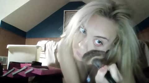 geminincapricorn96 online show from 12.05.25