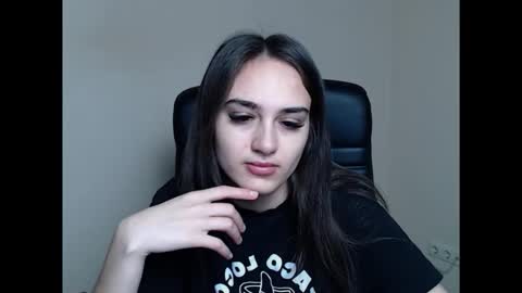 Snapshot of gemma_arterton chatting on 12.22.25 Gemma online show from 12.22.25