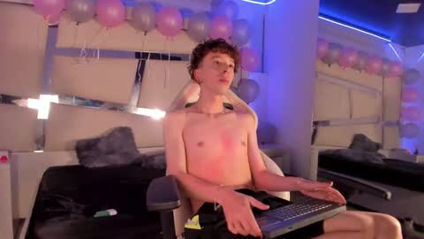 Genesis online show from 11.08.25