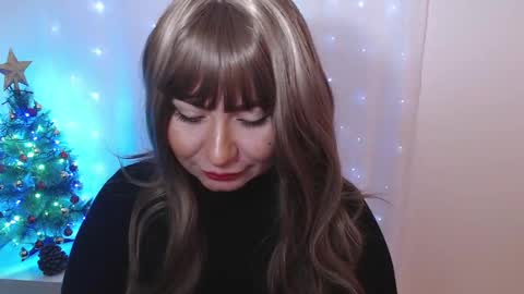 Snapshot of genesisgems11_ chatting on 12.04.24 Genesis online show from 12.04.24