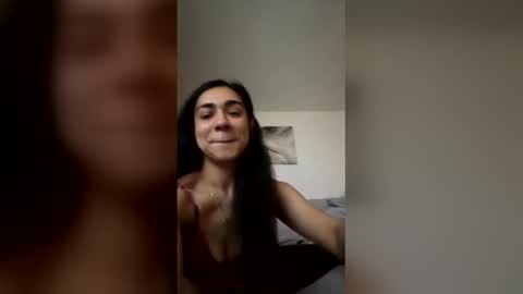 Snapshot of genesisluvv chatting on 03.01.26 genesisluvv online show from 03.01.26