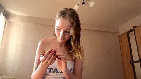 Emmi online show from 09.13.25