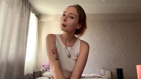 Emmi online show from 09.17.25