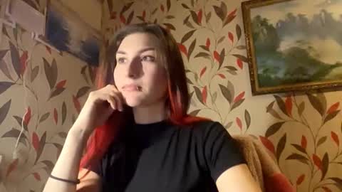 Snapshot of genevivewayson chatting on 11.24.25 Martha online show from 11.24.25