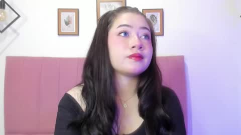 Snapshot of gennesis_love chatting on 11.02.25 Sofia online show from 11.02.25