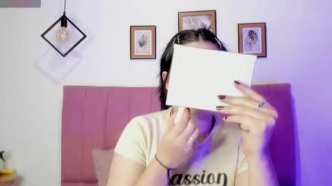 Snapshot of gennesis_love chatting on 11.11.25 Sofia online show from 11.11.25