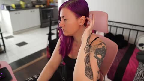 Genny Rock   and  online show from 02.17.25