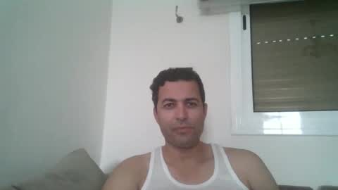 Snapshot of genteldevil chatting on 02.17.25 genteldevil online show from 02.17.25