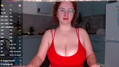 Chrisa online show from 04.11.26
