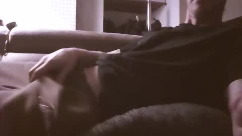 Snapshot of gentle_julian chatting on 03.17.26 gentle_julian online show from 03.17.26