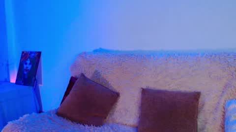 Snapshot of gentlemila chatting on 02.28.25 gentlemila online show from 02.28.25