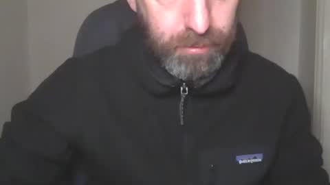 Snapshot of geon2xx chatting on 12.12.24 Geon online show from 12.12.24