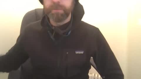 Snapshot of geon2xx chatting on 01.20.25 Geon online show from 01.20.25