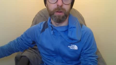 Snapshot of geon2xx chatting on 01.22.25 Geon online show from 01.22.25