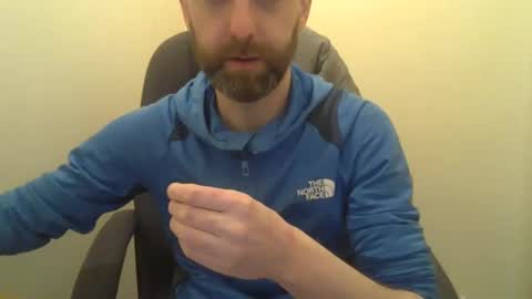 Snapshot of geon2xx chatting on 02.11.25 Geon online show from 02.11.25