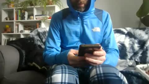 Snapshot of geon2xx chatting on 09.24.25 Geon online show from 09.24.25