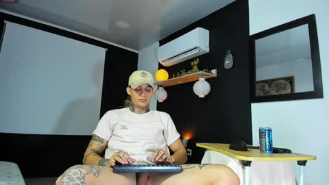 Snapshot of george_prince2 chatting on 01.06.25 independent model online show from 01.06.25