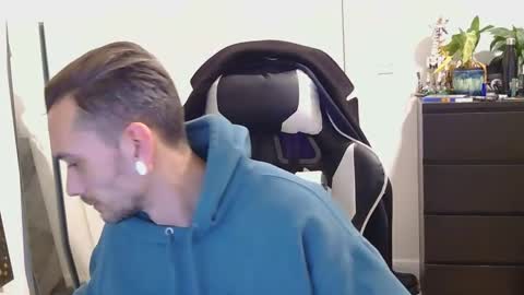 georgek0011 online show from 11.24.25