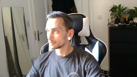 georgek0011 online show from 06.19.26