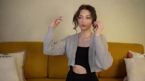 Snapshot of georgiamorandi chatting on 11.14.25 georgiamorandi online show from 11.14.25