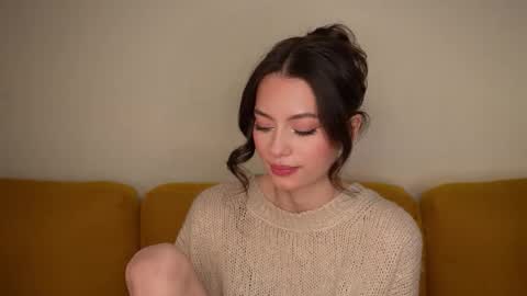 Snapshot of georgiamorandi chatting on 11.30.25 georgiamorandi online show from 11.30.25