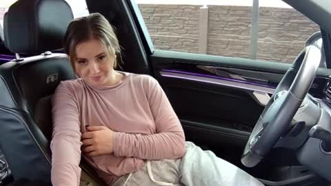 Melissa online show from 05.11.26