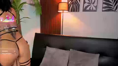 Snapshot of georgina_caruso chatting on 09.11.25 Georgina Caruso online show from 09.11.25