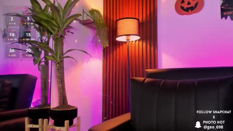 Snapshot of georgina_caruso chatting on 10.26.25 Georgina Caruso online show from 10.26.25