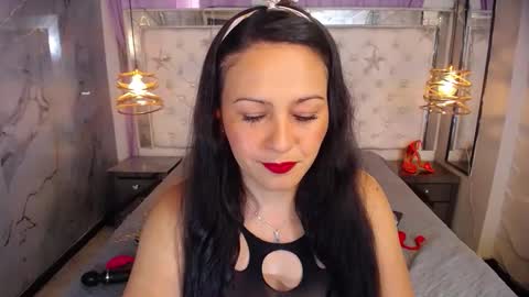 Georgina online show from 01.05.26