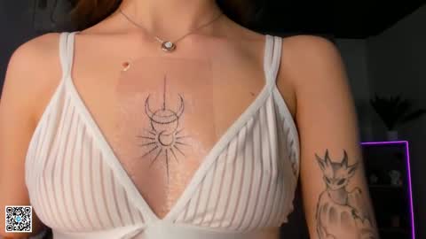 Snapshot of georginaarness chatting on 03.08.25 Georgina online show from 03.08.25