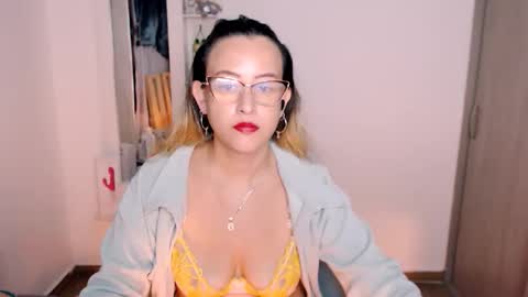 georgina Ferrer online show from 06.04.26