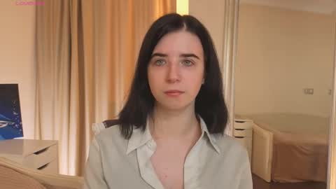 Snapshot of georginatrue chatting on 10.27.25 My name is Kelly online show from 10.27.25