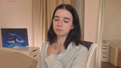 Snapshot of georginatrue chatting on 10.30.25 My name is Kelly online show from 10.30.25