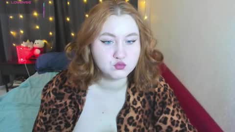 Snapshot of georginia_grimes chatting on 02.12.26 Georginia online show from 02.12.26