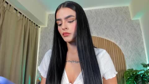 Snapshot of georginna_sins chatting on 01.12.26 Kendal online show from 01.12.26