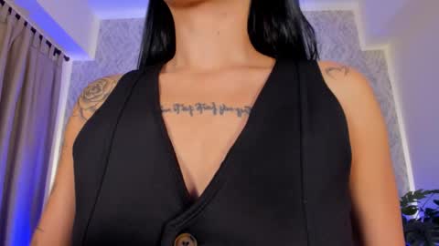 Snapshot of georginna_sins chatting on 02.13.26 Kendal online show from 02.13.26