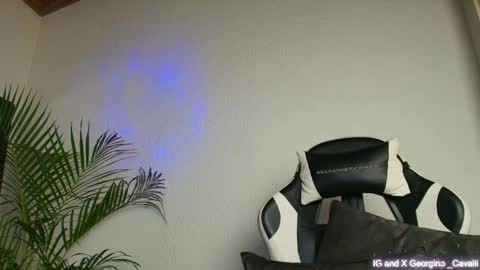 Peter Mike online show from 10.04.25