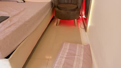    online show from 01.19.25