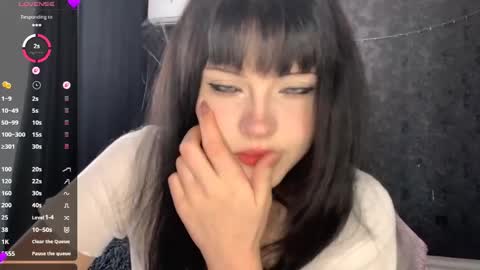 EmelyWoodes online show from 05.26.26